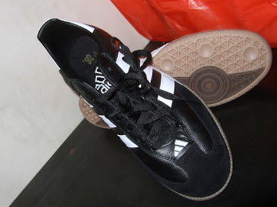 Indoor Soccer Shoes Kids on Indoor Soccer Shoes Adidas