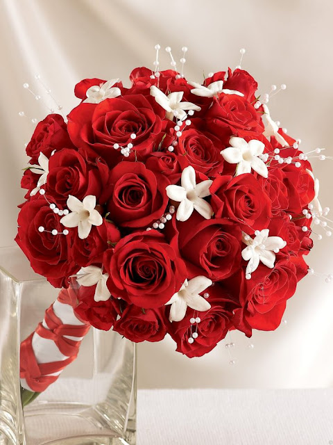 Gambar Buket Bunga Mawar Merah Cantik_Beautiful Red Roses Bouquet_Karangan Bunga Mawar Merah Cantik Romantis untuk Pacar Pengantin atau Kekasih