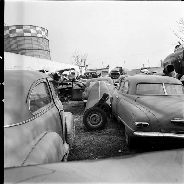 50 Vintage Photos of Classic Car Salvage Yards and Wrecks from between