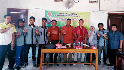 Prakarsai Gelar Seminar Lingkungan, Kadis DLH Apresiasi Karang Taruna Desa Rada