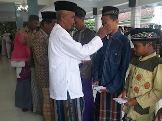 Santunan Anak Yatim Piatu Desa Kirig