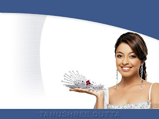 Tanushree Dutta Hairstyle Photo Gallery