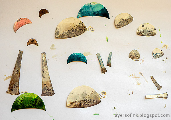 Layers of ink - Mushroom Tag Tutorial by Anna-Karin Evaldsson.