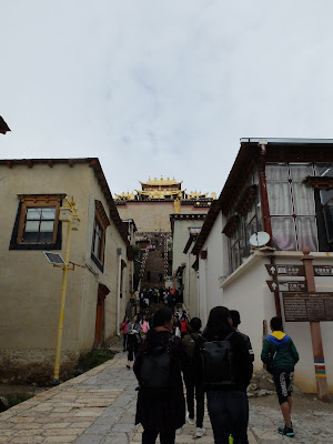 松賛林寺の階段