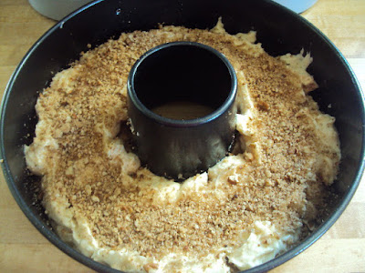 Sour Cream Bundt Coffee Cake 