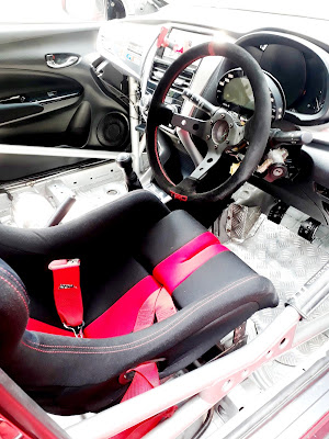 interior mobil Toyota Yaris yang sudah dimodifikasi