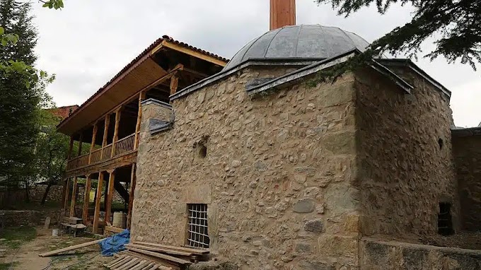 ARDANUÇ İSKENDERPAŞA CAMİİ