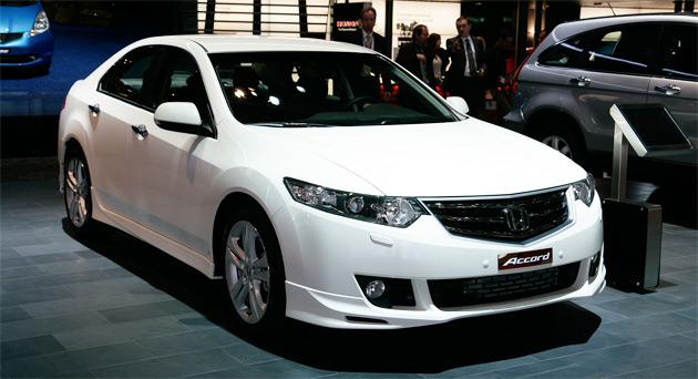 Honda Accord 2013 is the not only the most expensive and luxury sedan car of 