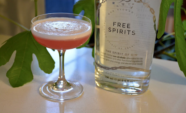 Free Spirits Review Cocktail The Bluebird Life Without Lemons Free Spirits Review Cocktail The Bluebird Life Without Lemons