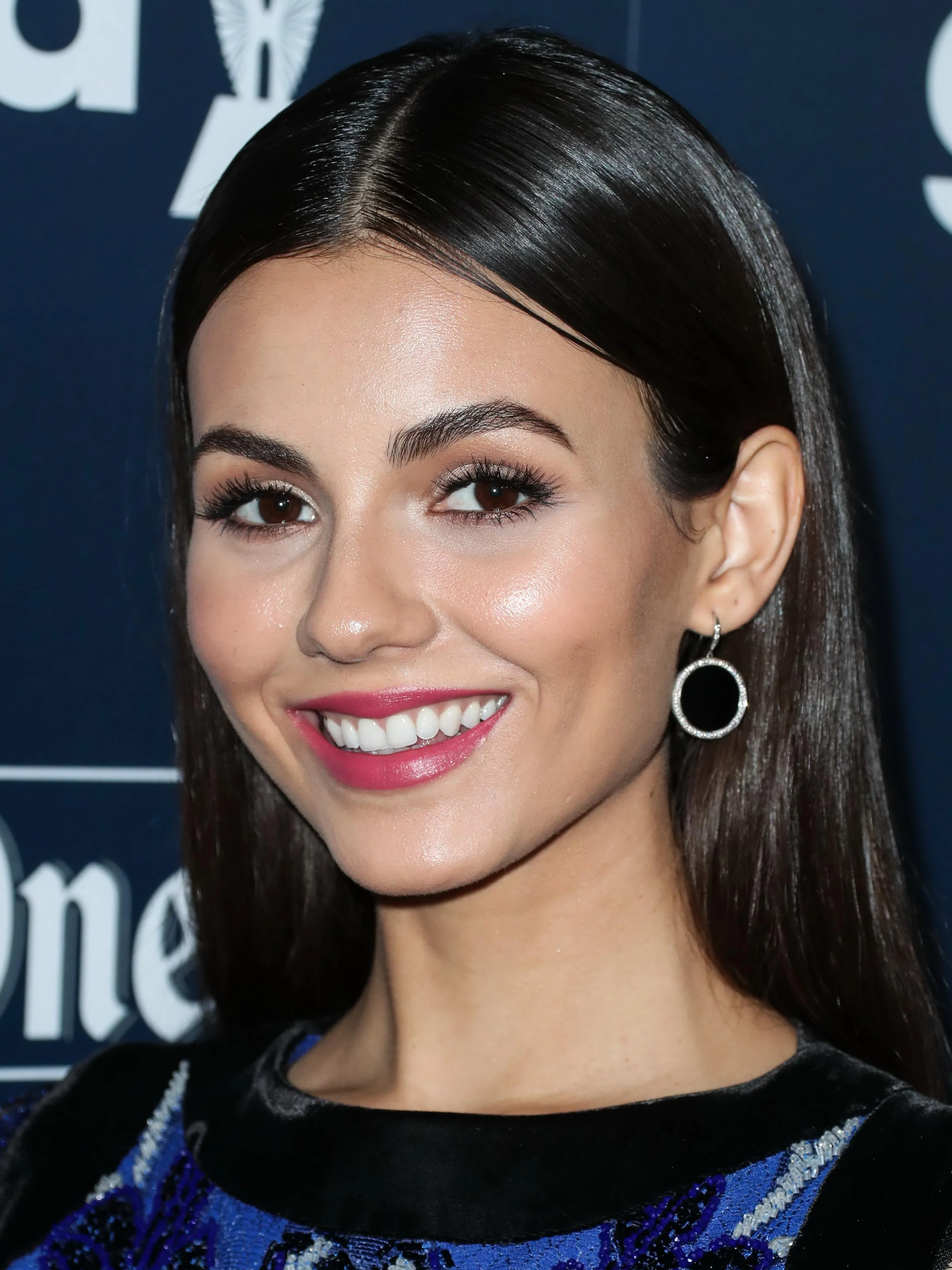 Victoria Justice HD UHD High Re-Solution Photo