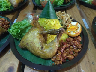 Tumpeng Mini