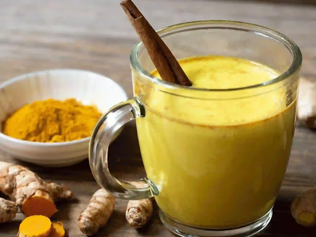 Drink Turmeric milk this every night before going to sleep; There are so many benefits!
