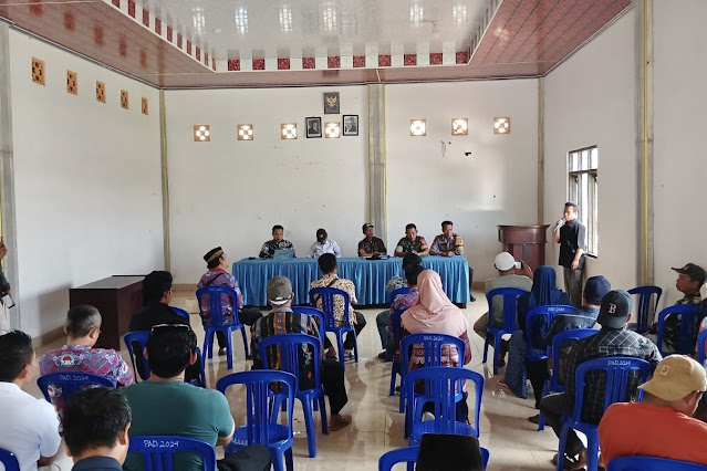 Diduga ada pungli pada program PTSL di Desa Rarang, puluhan warga gedor pemdes