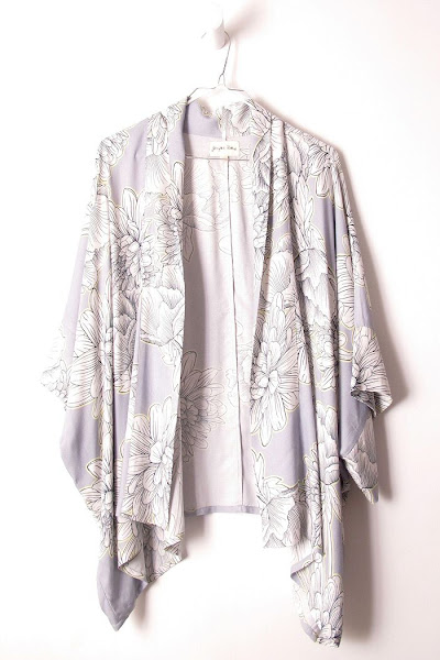 Kimono imprimé fleur Pyrus London