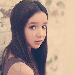 Foto Profil dan Biodata Maddi Jane