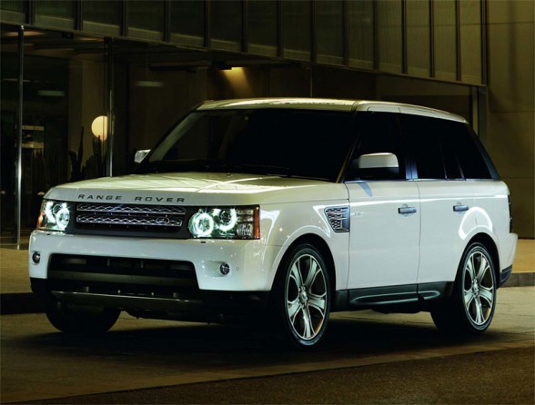 A white Range Rover would be my absolute DREAM car or shall I say SUV