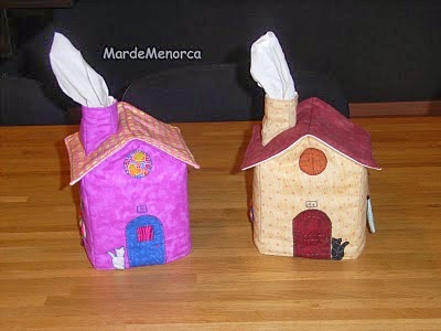 http://mardemenorca.blogspot.com.es/2010/01/tutorial-casita-guardapanuelos.html