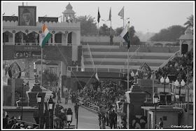 Flag lowering ceremony at Wagah border Flag lowering ceremony at Wagah border