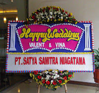 bunga-papan-happy-wedding