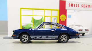 Tomica Limited Vintage LV-86e 1968 Porsche 911S