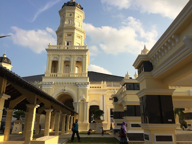 masjid sultan abu bakar