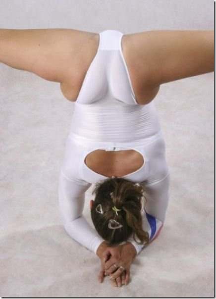 flexible-hot-girls-splits-23