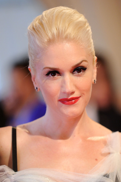 gwen stefani with brown hair