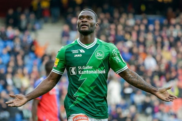 Oficial: Middlesbrough, firma Emmanuel Latte Lath