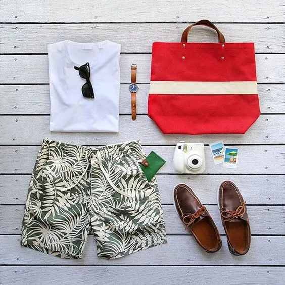 Look Masculino com Short Resort Estampado