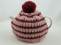 Nixneedles striped vintage tea cosy knitting pattern, on Made it!
