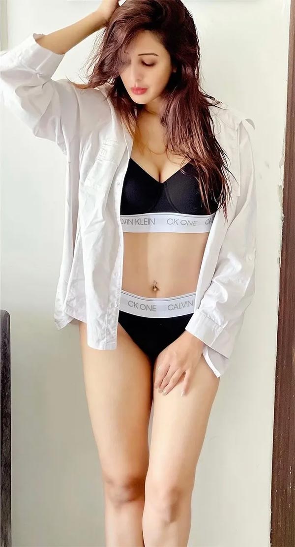 7 Indian TV actresses in lingerie - see these TV divas raise the heat with  their bold and sexy avatar.