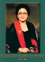 gambar-foto pahlawan nasional indonesia, Siti Hartinah-Tien Soeharto