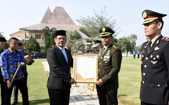 Upacara Hari Pahlawan, Firsada Beri Penghargaan Kepada Anggota Forkopimda