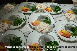 Vie quotidienne de FLaure: Verrines au fromage blanc agrémentées de surimi et saumon 