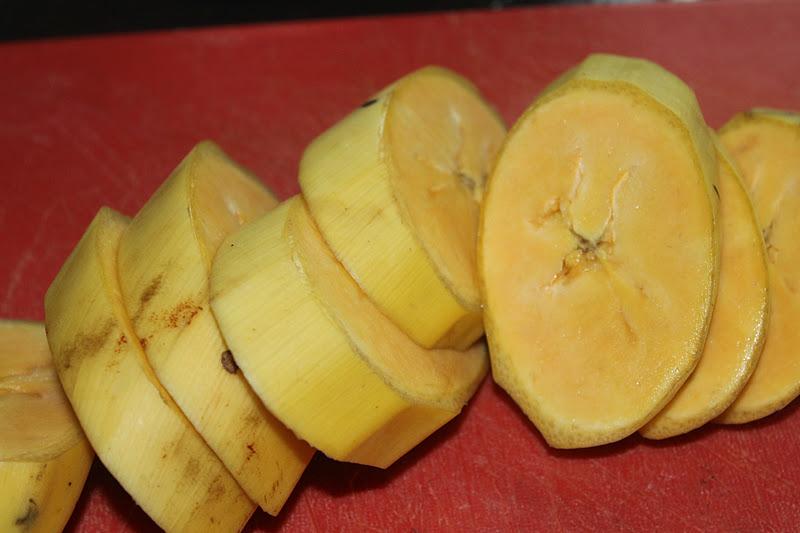 Pisang Tanduk Goreng - Azie Kitchen