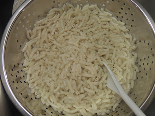 Cook Macaroni and Drain