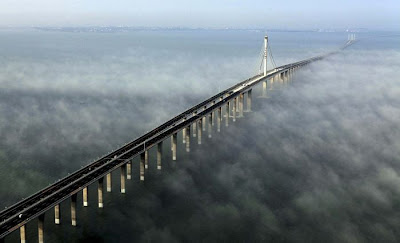 China Opens World's Longest Sea Bridge Seen On lolpicturegallery.blogspot.com