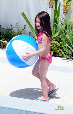 Katie Holmes & Tom Cruise Celebrates Birthday Pool Party