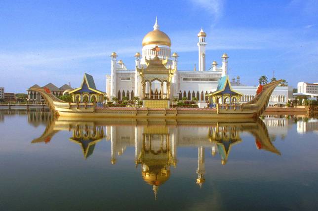 Sultan Omar Ali Saifuddin Masjid Brunei