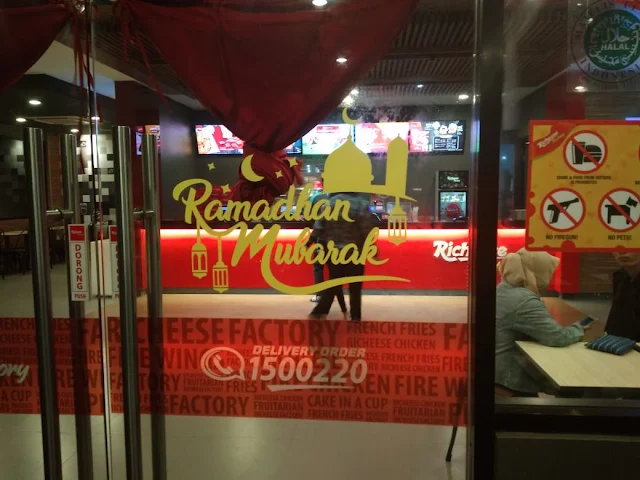 Pasang-Stiker-Semarang