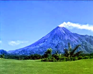 Gunung Paling Angker Di Jawa