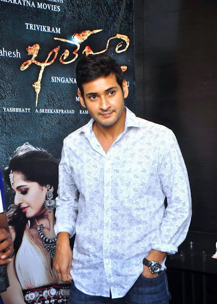 Khaleja movie Success Meet Gallery film pics