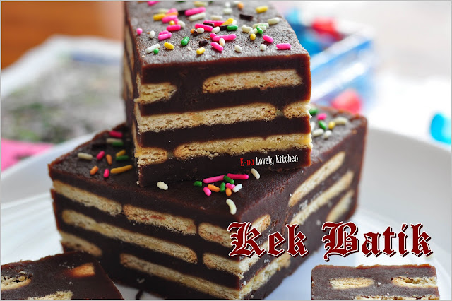 E-NA LOVELY KITCHEN ^_^: Kek Batik