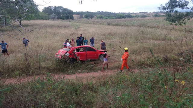 Vereador Cleiton de "Xôxo" de Piranhas sofre grave acidente na AL-220 no município de Piranhas