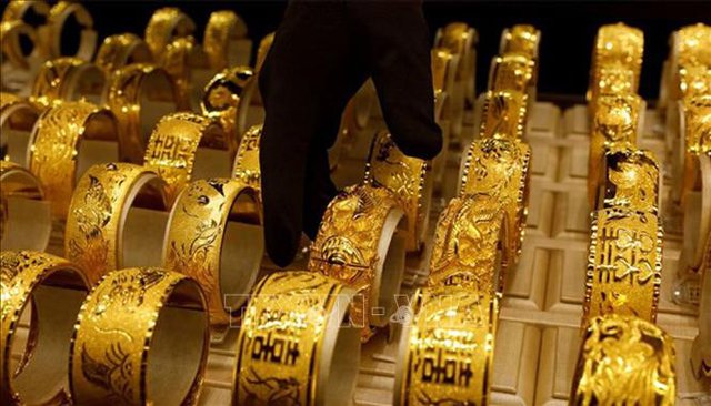 Nhu cầu về vàng tiếp tục xu <a href=