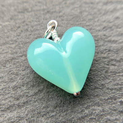 andmade lampwork glass heart bead pendant by Laura Sparling made with CiM Sea Glass