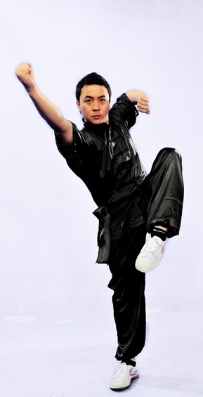 Ashton Chen: Teman Boboho dalam Serial Kungfu  FullStar