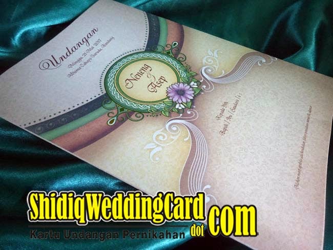 http://www.shidiqweddingcard.com/2015/02/salma-133.html