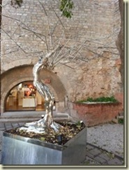 20160407_metalsculptureJesusSmall_th