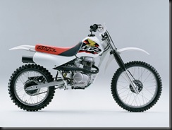 xr100